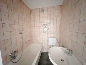 Freie EG Wohnung in Holsterhausen - Badezimmer