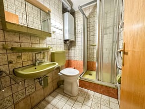 Familienglück mit privatem Garten - Badezimmer