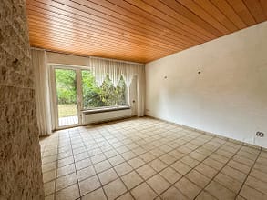 Familienglück mit privatem Garten - Wohnzimmer