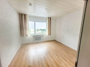 Rüttenscheid living mit großem Balkon - Schlazimmer