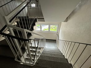 Seltene Gelegenheit: 4-Zimmer, Margaretenhöhe | 2 Balkone | Garage - Treppenhaus