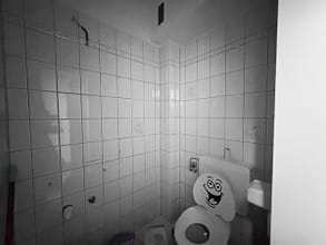 Zwischen Alltag und Rückzug – Balkonwohnung im 2. OG in Essen-Steele - Gäste-WC