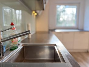 Terrassenwohnung mit Garten – Ihr Rückzugsort in Bredeney - Küche