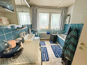 Glücksgriff für Anleger – 6,8 % Rendite und Raum für Wachstum - Badezimmer