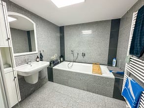 Reihenhausglück in Überruhr Holthausen | Erbpacht - Hauptbadezimmer