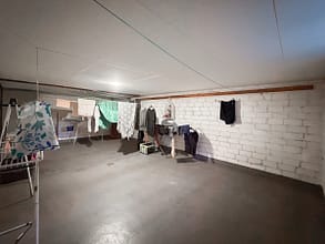 Mehr als nur vier Wände: Balkon, Grün und eigene Garage in Essen-Stadtwald - Wasch- und Trockenraum