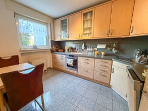 Mehr als nur vier Wände: Balkon, Grün und eigene Garage in Essen-Stadtwald - Küche