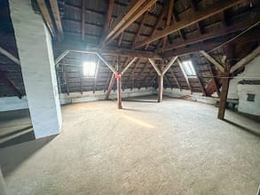 Investieren. Halten. Wachsen. - Dachboden