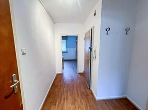 EG in Holsterhausen // bezugsfrei - Flur