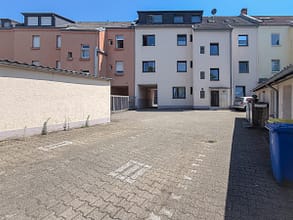 Vollvermietetes Mehrfamilienhaus mit 7 Wohneinheiten in Essen-Schonnebeck - Hof w. Ansicht