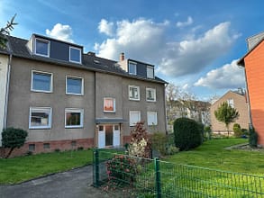 New Beginning in DU-Großenbaum - Hausansicht