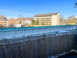 moderne 1.5-Zimmer-Wohnung mit Balkon, zentral in Holsterhausen - Aussicht Balkon
