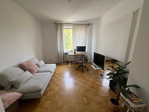 gepflegte 3-Zimmer-Wohnung direkt an der Uni Klinik Essen (UKE) - Arbeitszimmer