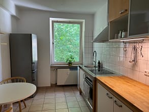 gepflegte 3-Zimmer-Wohnung direkt an der Uni Klinik Essen (UKE) - Küche