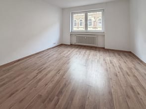 Zwischen Alltag und Rückzug – Balkonwohnung im 1. OG in Essen-Steele - Schlafzimmer