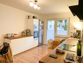 2-Zimmer-Wohnung mit Balkon und großem modernem Bad in Holsterhausen - Küche