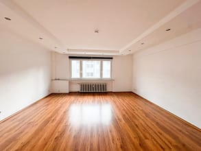 helle und moderne 1.5 Zimmer Wohnung mit Balkon, zentral in Holsterhausen - Wohn und Schlafzimmer
