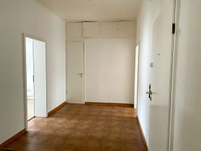 schöne Altbau Wohnung mit 3 luftigen Zimmer im Essener Süden und großem Balkon - Flur