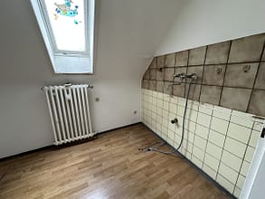 Dachgeschoss Idylle mit 3 Zimmern - Küche