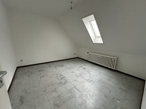 Dachgeschoss Idylle mit 3 Zimmern - Kinderzimmer-Büro