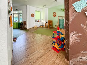 Mehr als nur Gewerbe – mit Garten und vielseitigem Potenzial in Essen-Frohnhausen - Spielbereich