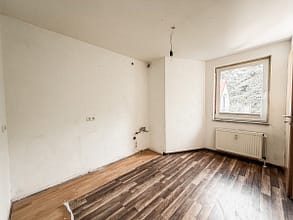 Charmante Maisonette-Eigentumswohnung in Dachgeschoss mit Balkon - Küche