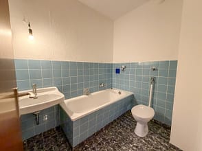 Wertanlage mit Rendite+ Potenzial - Musterwohnung Badezimmer
