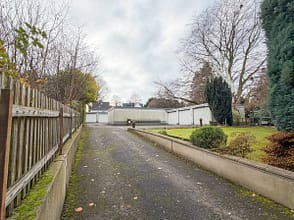 Wertanlage mit Rendite+ Potenzial - Garagenhof