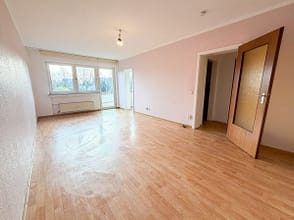 Wertanlage mit Rendite+ Potenzial - Musterwohnung Wohn- Schlafzimmer