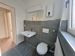 Dein neues Zuhause - Moderne EG Wohnung - Badezimmer