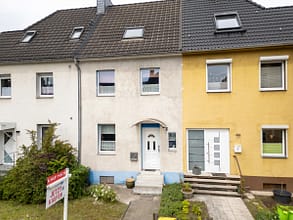 Ihre Zukunft in gestalten in Ihrem Reihenhaus zum Familienglück - Hausansicht