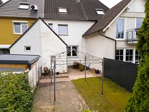 Ihre Zukunft in gestalten in Ihrem Reihenhaus zum Familienglück - Rückansicht