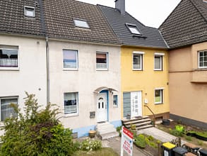 Ihre Zukunft in gestalten in Ihrem Reihenhaus zum Familienglück - Hausansicht