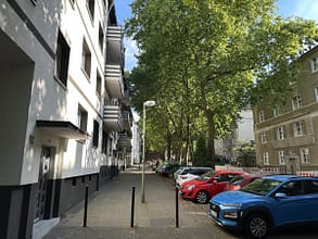 Helle 2-Zimmer-Wohnung in ruhiger Lage in Frohnhausen - Strassenverlauf