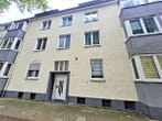 gepflegtes 11 Parteienhaus in ideal zentral vermietbarer Lage von Essen inkl. Balkon, Garten, Solar - Hausansicht