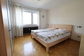 Seltene Gelegenheit: 4-Zimmer, Margaretenhöhe | 2 Balkone | Garage - Schlafzimmer
