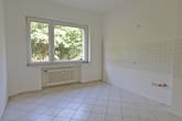 schöne Altbau Wohnung mit 3 Zimmer im Essener Süden mit großem Balkon - Küche leer