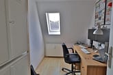 Vermietete Dachgeschoss-Wohnung mit großem Balkon - beliebte Lage in Frohnhausen - Arbeitszimmer