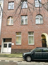 beheizbare Lagerfläche, Archiv im UG zentral in Duisburg - Hausansicht / Eingang