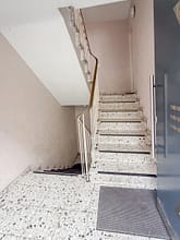 Zwischen Alltag und Rückzug – Balkonwohnung im 1. OG in Essen-Steele - Treppenhaus