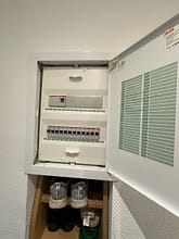Wohnen oder Vermieten? Top-Investment in begehrter Lage nahe Uni & City - Elektroinstallation