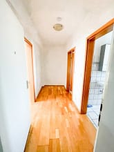 helle 1.5 Zimmer Wohnung mit Balkon, zentral in Holsterhausen - Flur