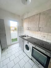 helle 1.5 Zimmer Wohnung mit Balkon, zentral in Holsterhausen - Küche