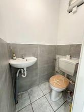 Flexible Bürofläche mit Potenzial – ideal für ruhige Dienstleistungen & Beratung - WC