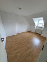 Helle 2-Zimmer-Wohnung in ruhiger Lage in Frohnhausen - Schlafzimmer